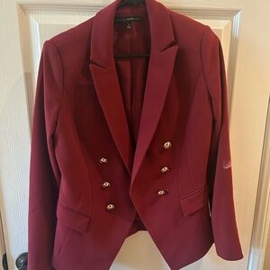 White House Black Market Short Blaser, size 4, Burgundy
